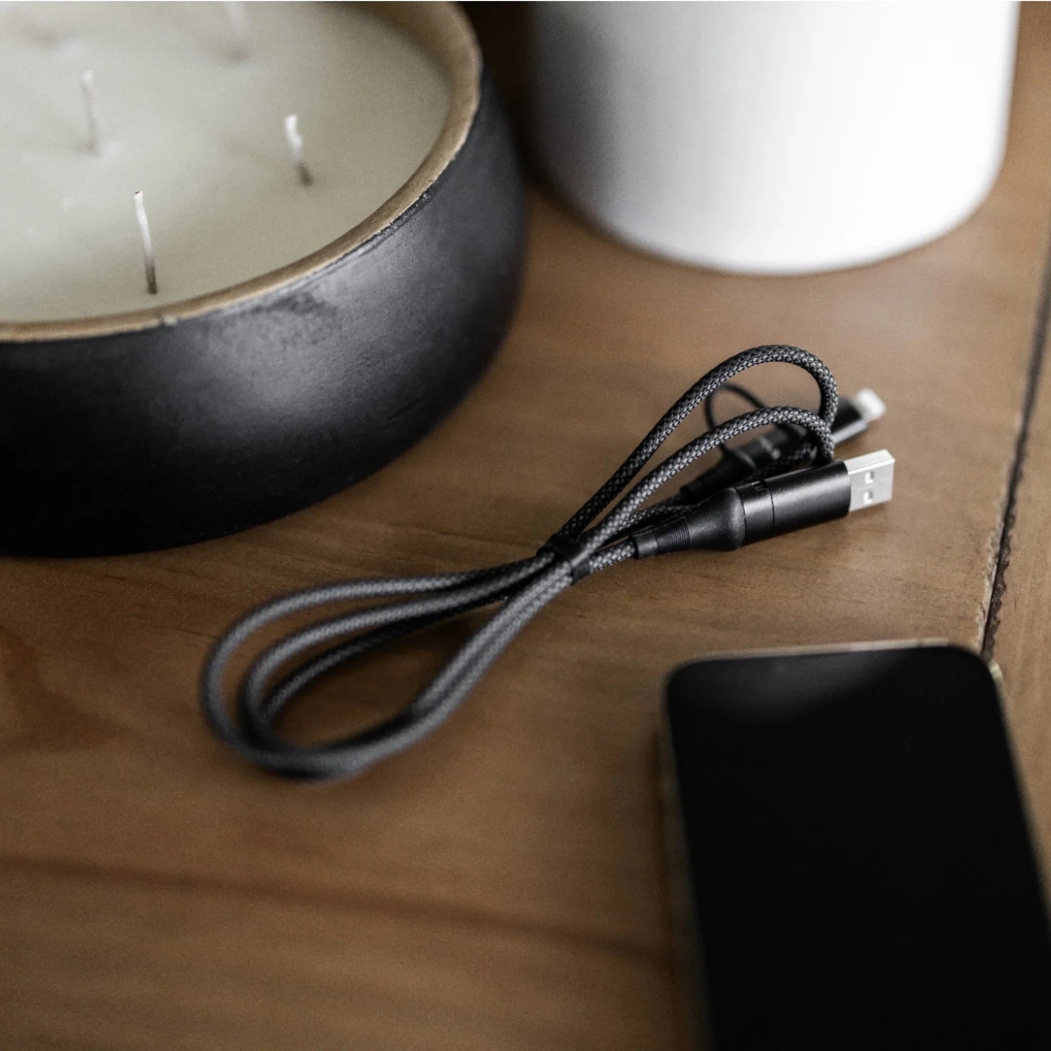 PHONETOOLS - Câble de charge rapide 4-en-1 | NOIR